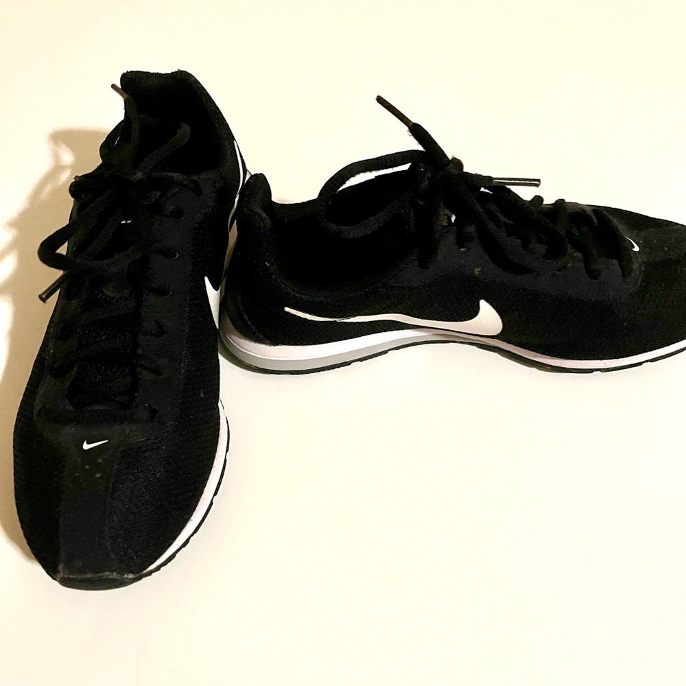 Nike Black and White Running Shoes